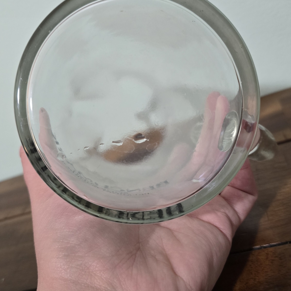 Bench Transparent Glass Pitcher - Picture 3 of 4